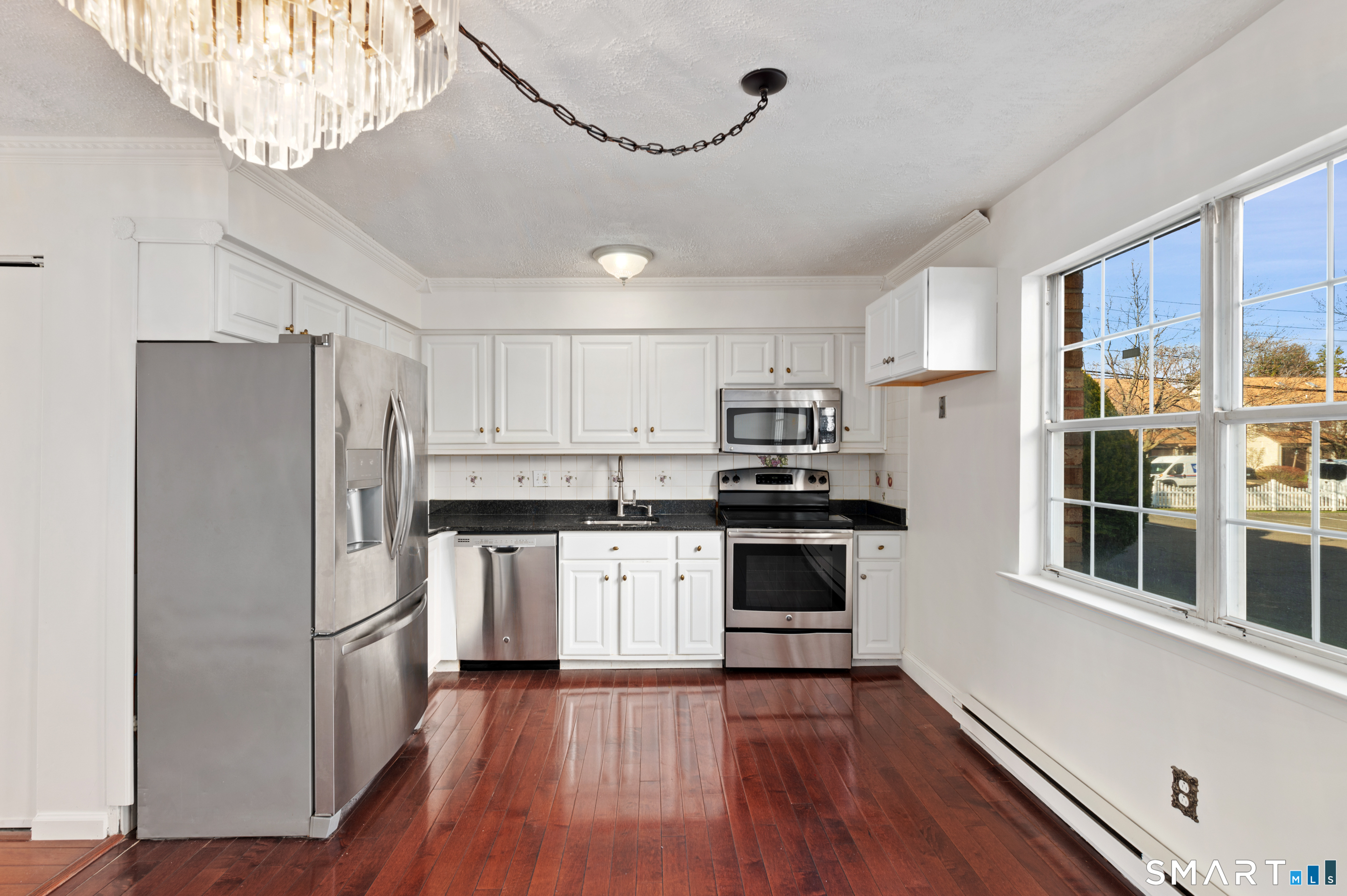 54 Lindstrom Road, Unit 54 Stamford, CT 06902 - Photo 10 of 28