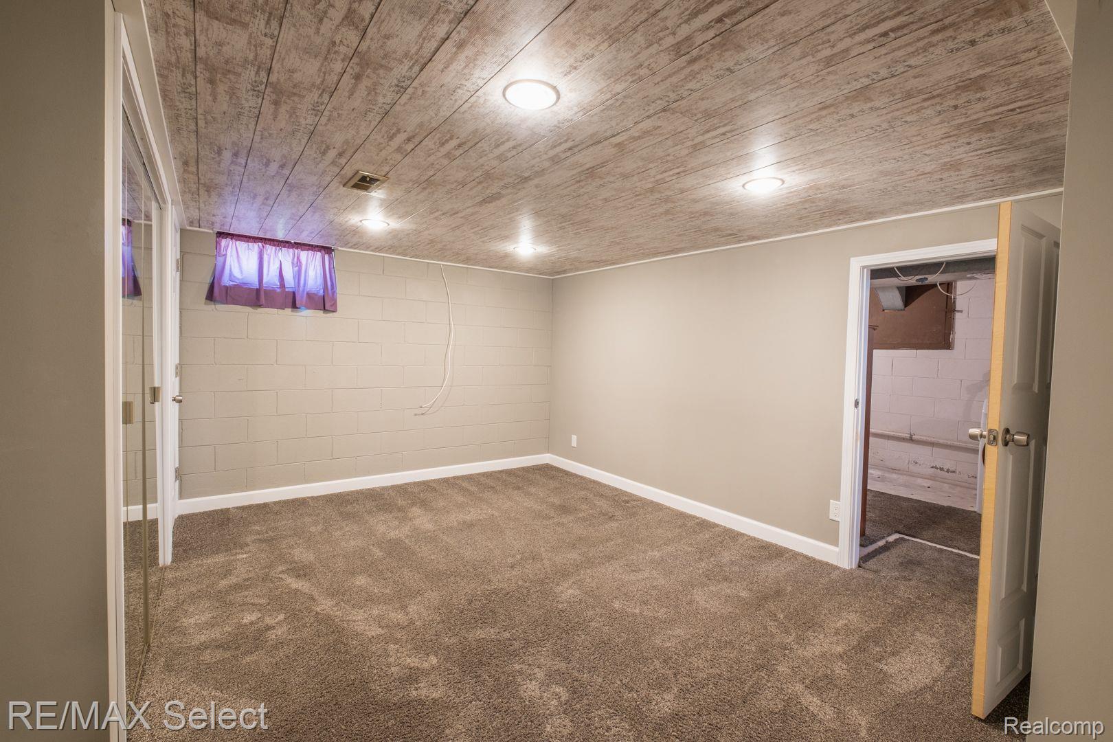 5502 Copley Square Road Grand Blanc, MI 48439 - Photo 19 of 37 Gallery Image 19