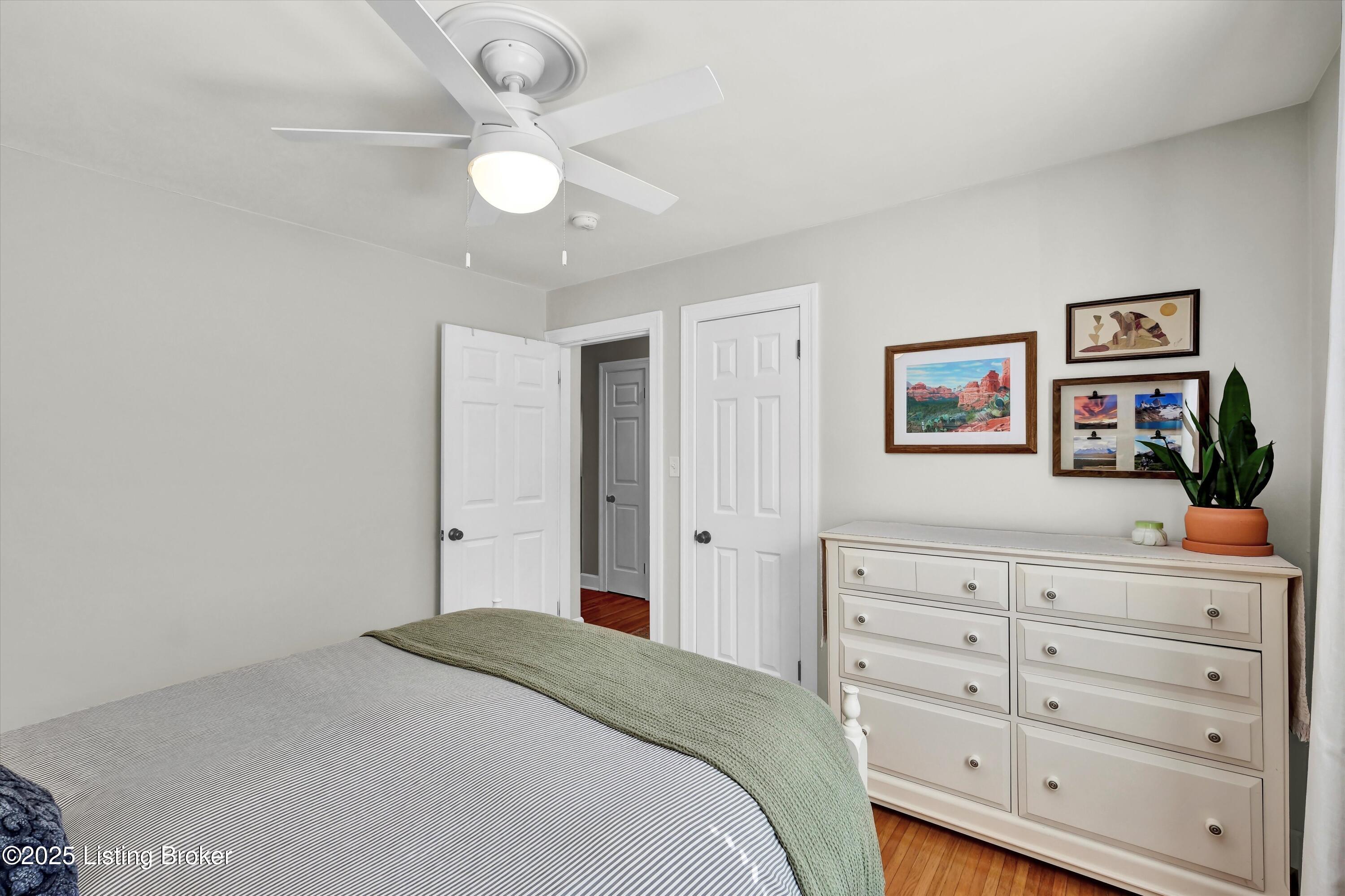 500 Iola Road Louisville, KY 40207 - Photo 24 of 54 2nd bedroom
