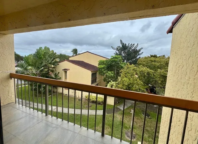$3,500 | Spring Tree, Sunrise, FL 33351