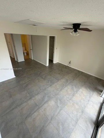 $3,500 | Spring Tree, Sunrise, FL 33351