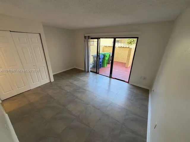 $3,500 | Spring Tree, Sunrise, FL 33351