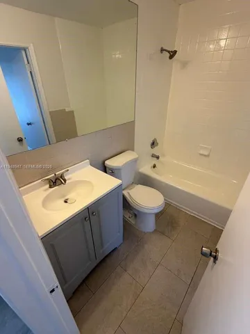 $3,500 | Spring Tree, Sunrise, FL 33351