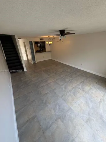 $3,500 | Spring Tree, Sunrise, FL 33351