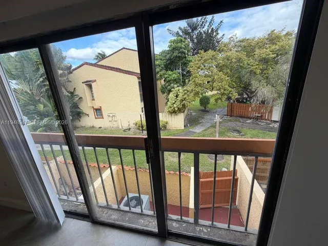 $3,500 | Spring Tree, Sunrise, FL 33351