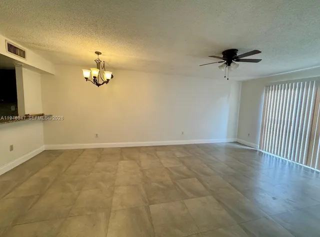 $3,500 | Spring Tree, Sunrise, FL 33351