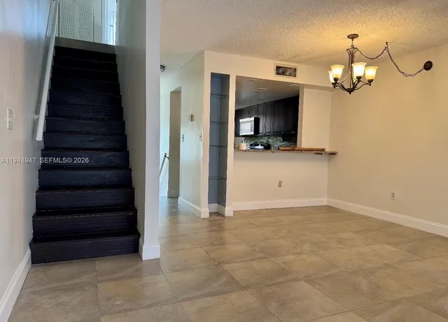 $3,500 | Spring Tree, Sunrise, FL 33351