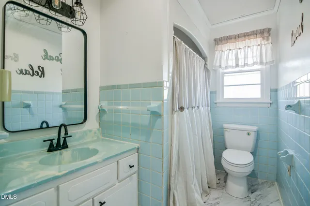 a view of a storage & utility room