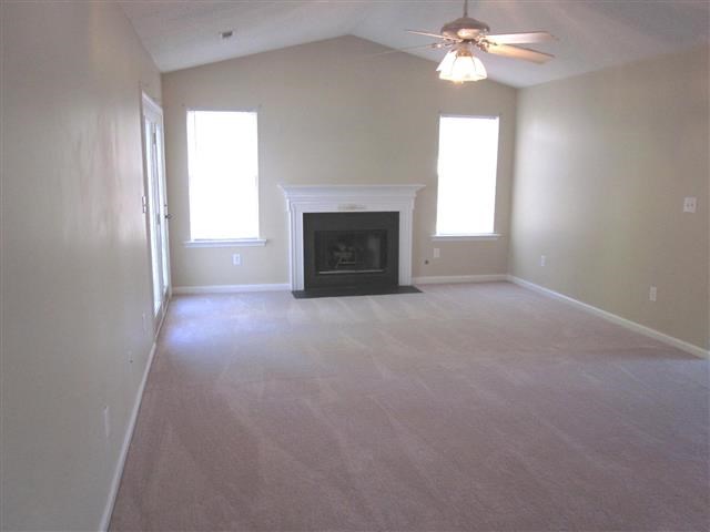 112 Kingsgate Way, Unit KINGSGATE SUBDIVISION Anderson, SC 29621 - Photo 4 of 19 Gallery Image 4
