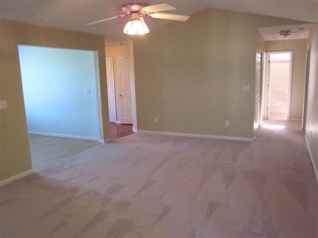 112 Kingsgate Way, Unit KINGSGATE SUBDIVISION Anderson, SC 29621 - Photo 5 of 19 Gallery Image 5