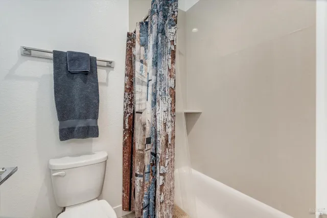 $1,085,000 | 349 Vinterra Court, Napa, CA 94559