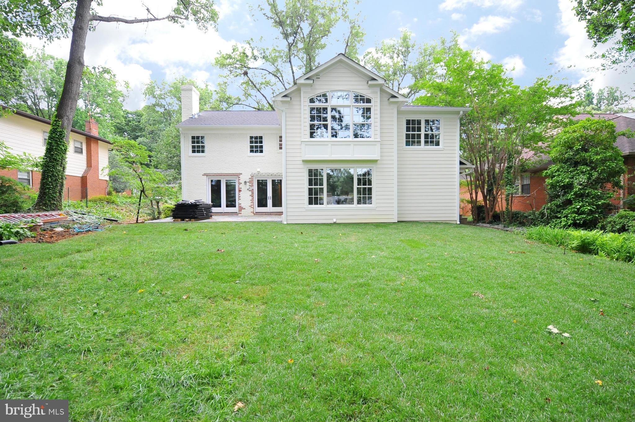 5813 Lenox Road Bethesda, MD 20817 - Photo 24 of 27 Exterior (Rear)