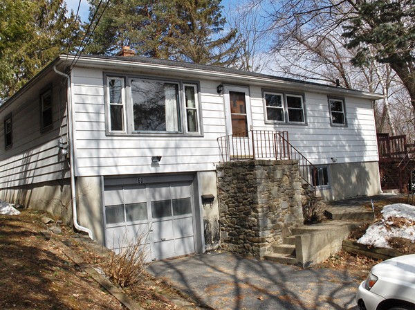 60 Upland Street Worcester, MA 01607 - Photo 1 of 21 Gallery Image 1