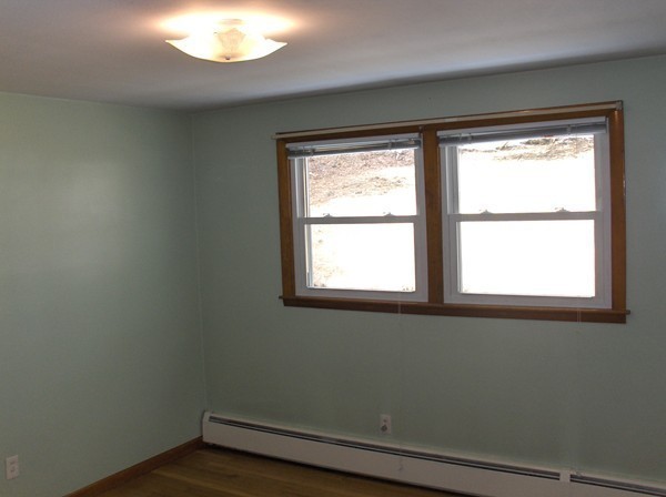 60 Upland Street Worcester, MA 01607 - Photo 12 of 21 Gallery Image 12