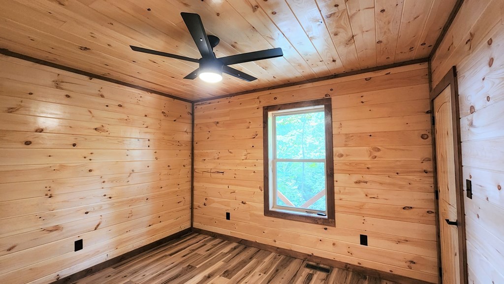 757 Mill Creek Road Pigeon Forge, TN 37863 - Photo 19 of 29 Gallery Image 19