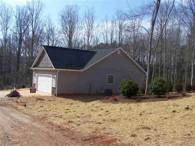 55 Holcombe Road Lyman, SC 29365 - Photo 9 of 13