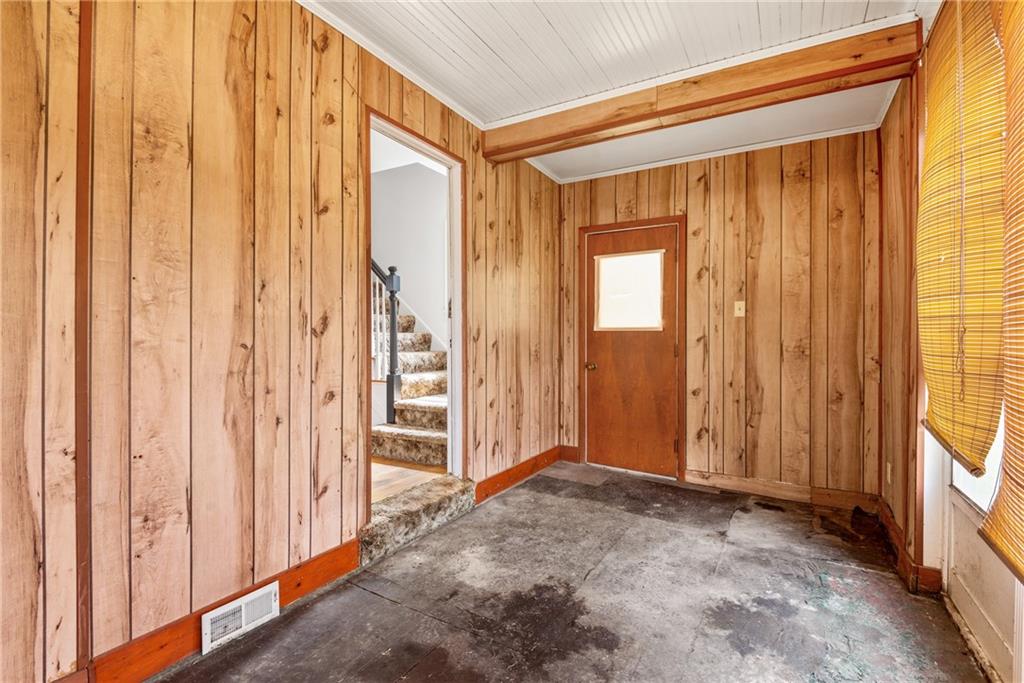 478 Irwin Run Road West Mifflin, PA 15122 - Photo 5 of 24 Gallery Image 5