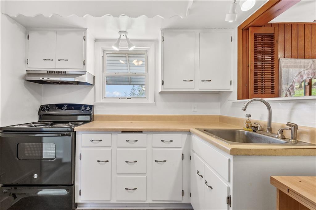 478 Irwin Run Road West Mifflin, PA 15122 - Photo 8 of 24 Gallery Image 8