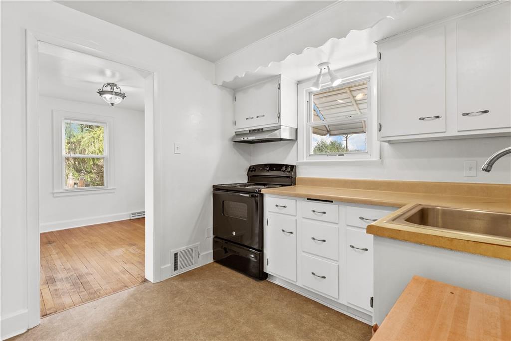 478 Irwin Run Road West Mifflin, PA 15122 - Photo 9 of 24 Gallery Image 9
