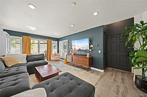 $649,000 | 148 South Seneca Circle, Unit 24, Anaheim, CA 92805