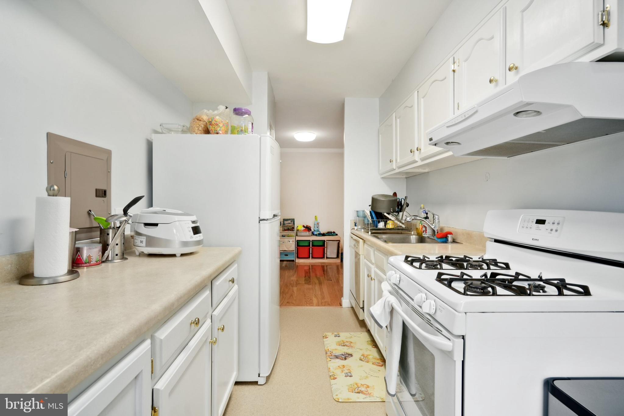 8308 Tobin Road, Unit 11 Annandale, VA 22003 - Photo 8 of 25