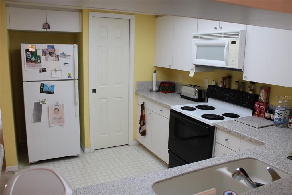 9722 Indian Key Trail, Unit 116 Seminole, FL 33776 - Photo 13 of 65