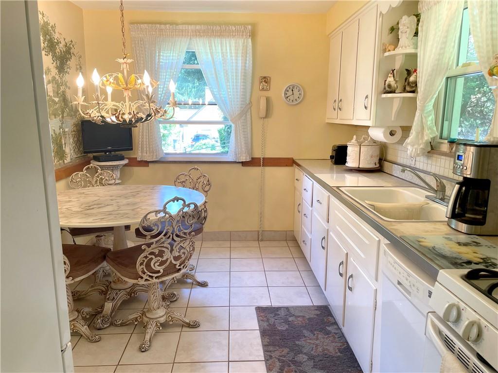 819 Sherwood Road Pittsburgh, PA 15221 - Photo 9 of 22 Gallery Image 9