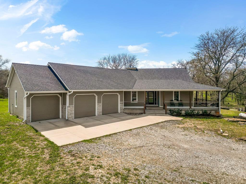 28655 West 223rd Street Spring Hill, KS 66083 - Photo 2 of 65