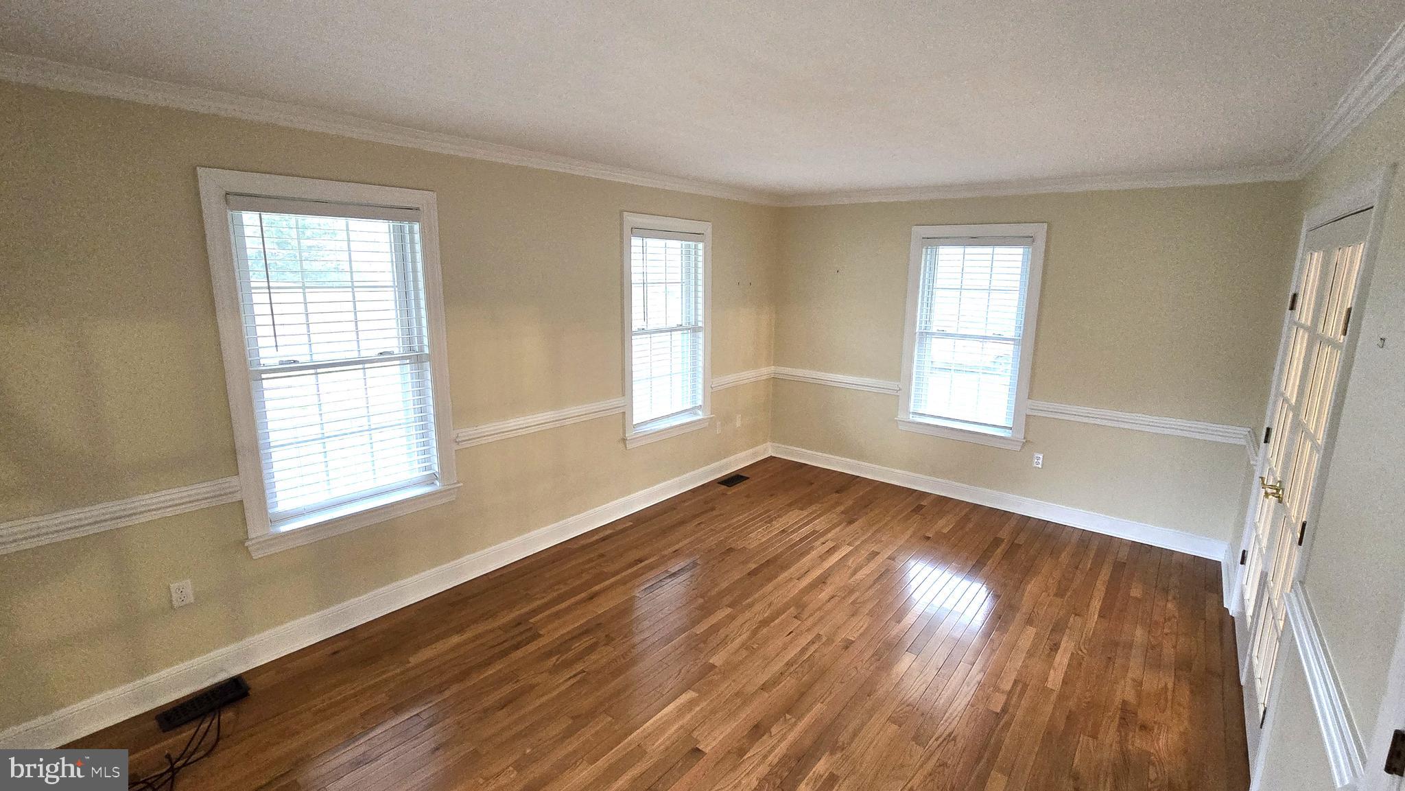 310 Henrico Road Front Royal, VA 22630 - Photo 5 of 71 Formal Living Room