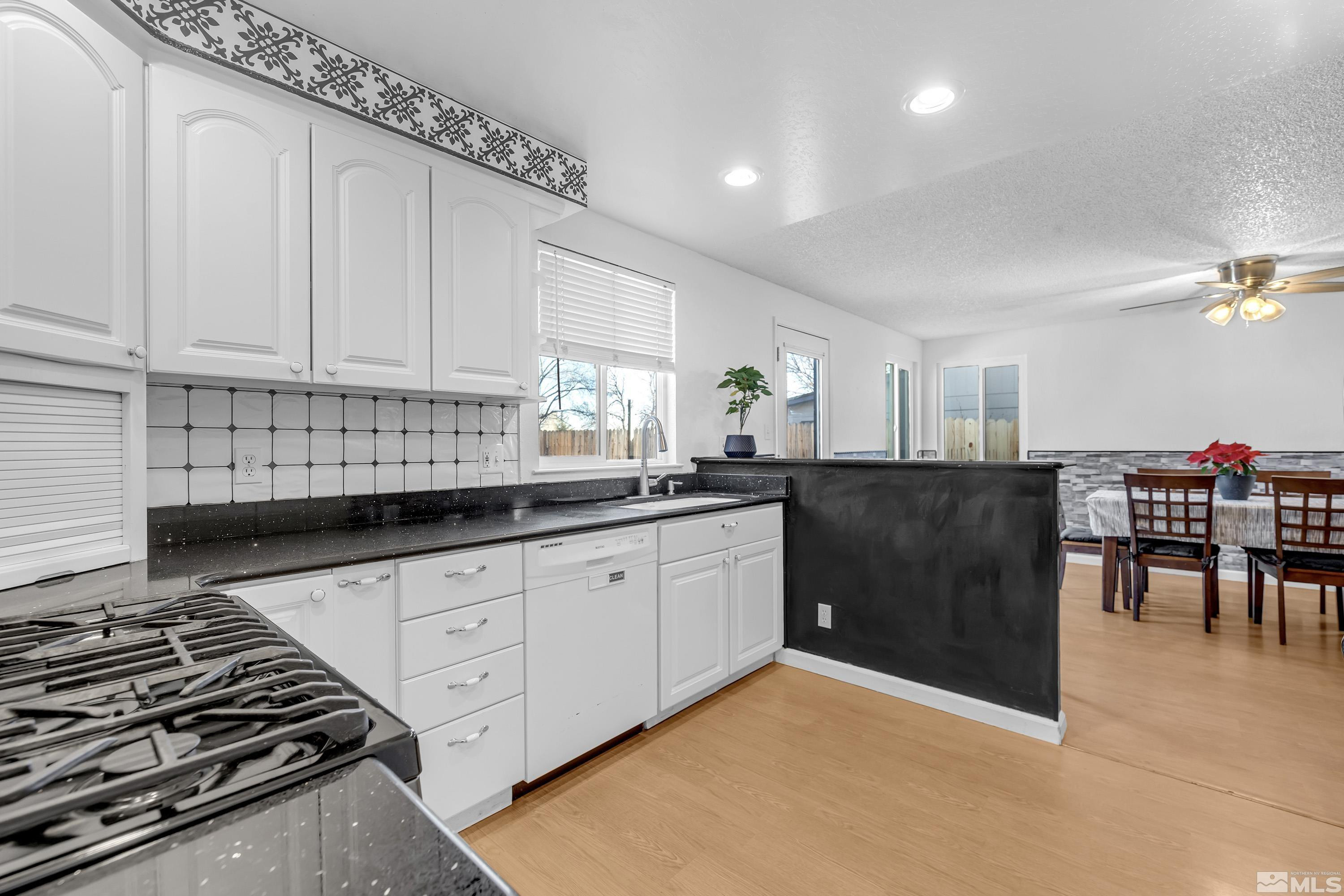 6357 Moon Ridge Terrace Reno, NV 89523 - Photo 5 of 40 Photo 3