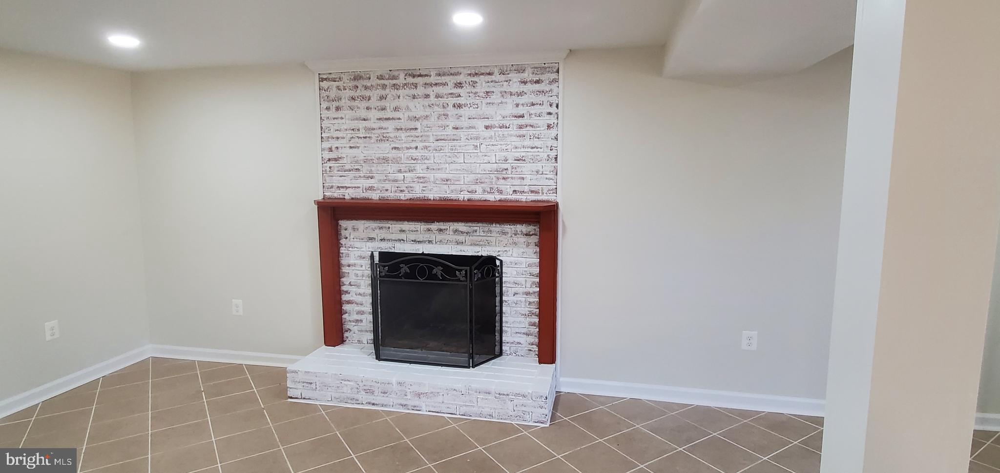 4146 Granby Road Woodbridge, VA 22193 - Photo 14 of 45 Beautiful fireplace