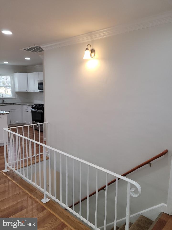 4146 Granby Road Woodbridge, VA 22193 - Photo 40 of 45 Gallery Image 40