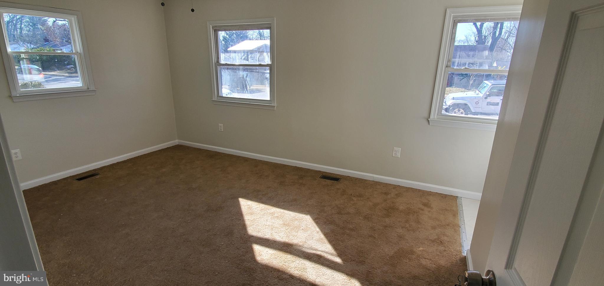 4146 Granby Road Woodbridge, VA 22193 - Photo 6 of 45 Gallery Image 6