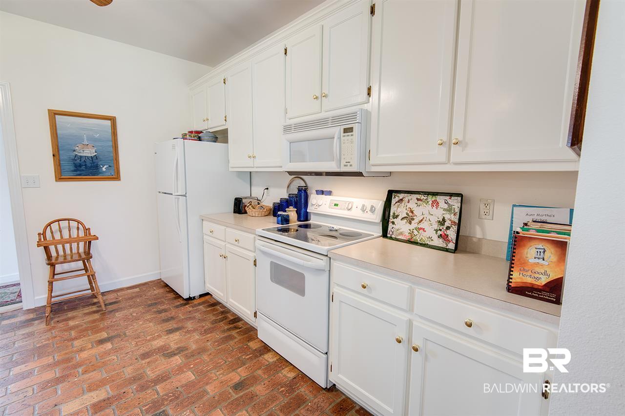 205 Hawthorne Circle Fairhope, AL 36532 - Photo 14 of 28