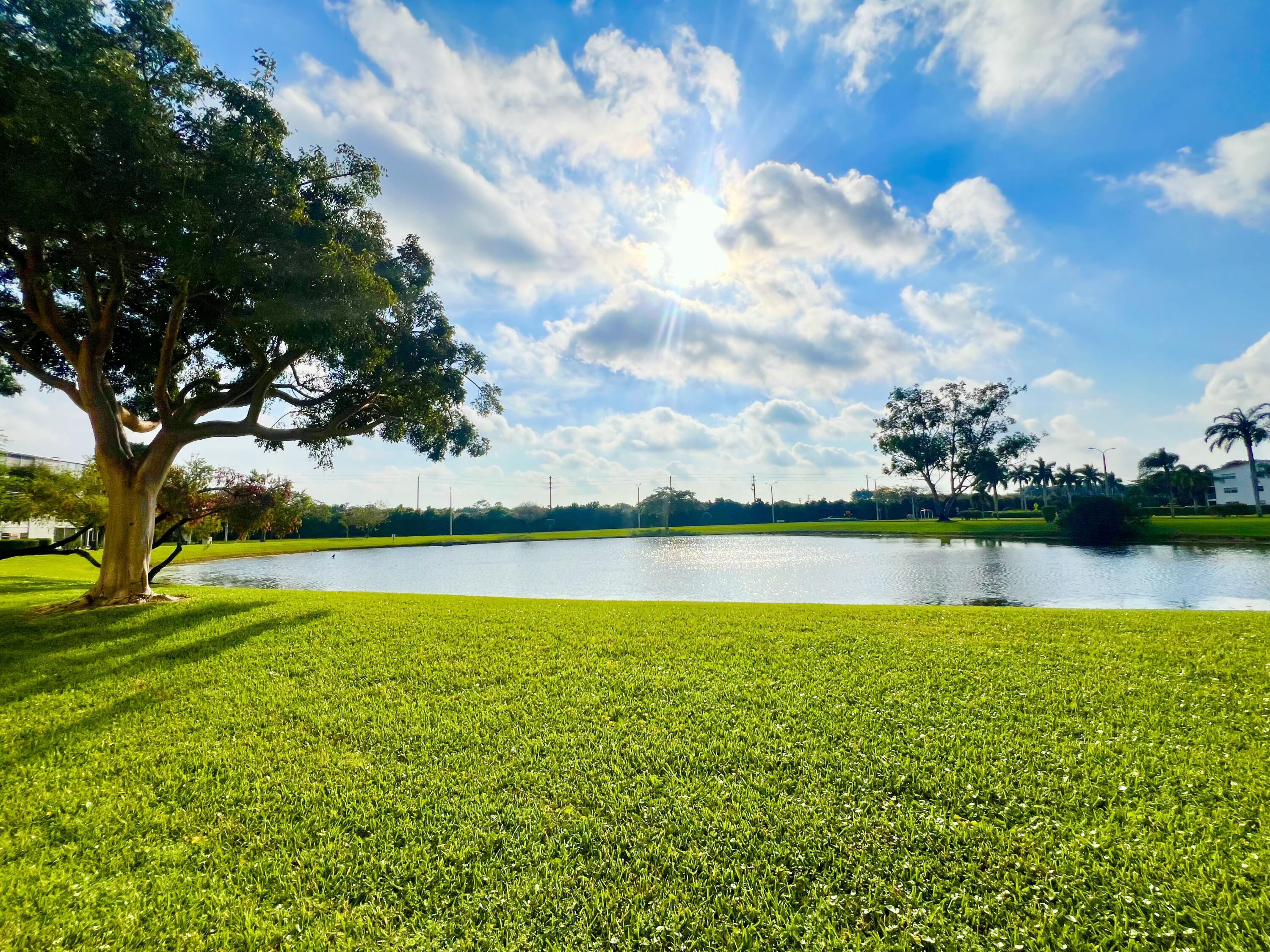 2038 Hythe A Boca Raton, FL 33434 - Photo 4 of 15 views from the back patio