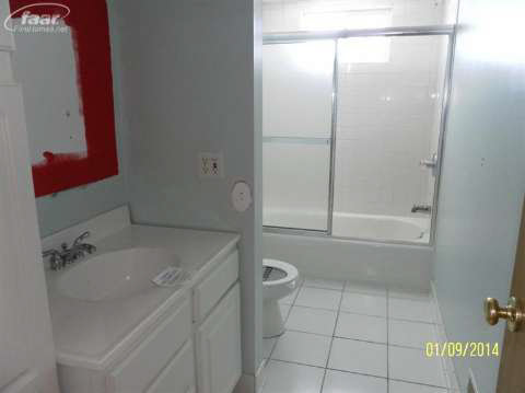 3295 Morrish Road Swartz Creek, MI 48473 - Photo 9 of 15 20398428-8.JPG