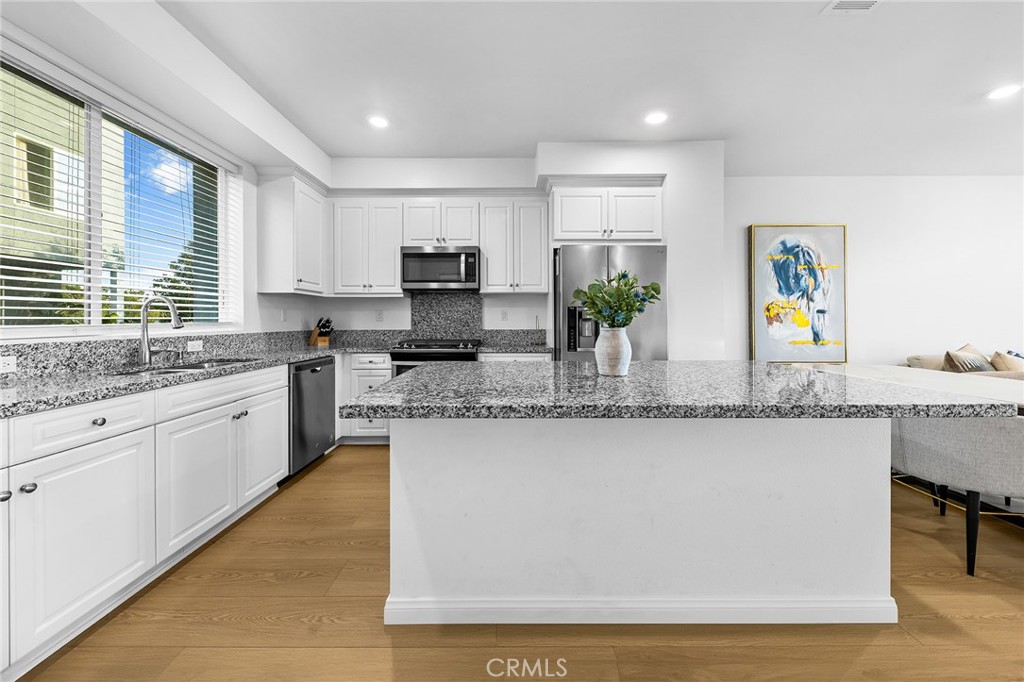 249 Steely Irvine, CA 92614 - Photo 14 of 40