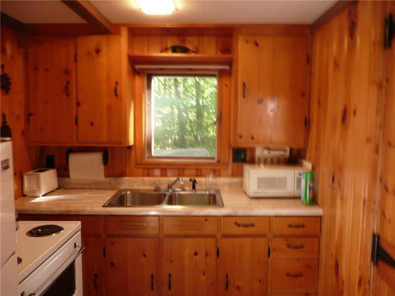 23 Fl 29 Denmark, ME 04022 - Photo 11 of 24 Kitchen.