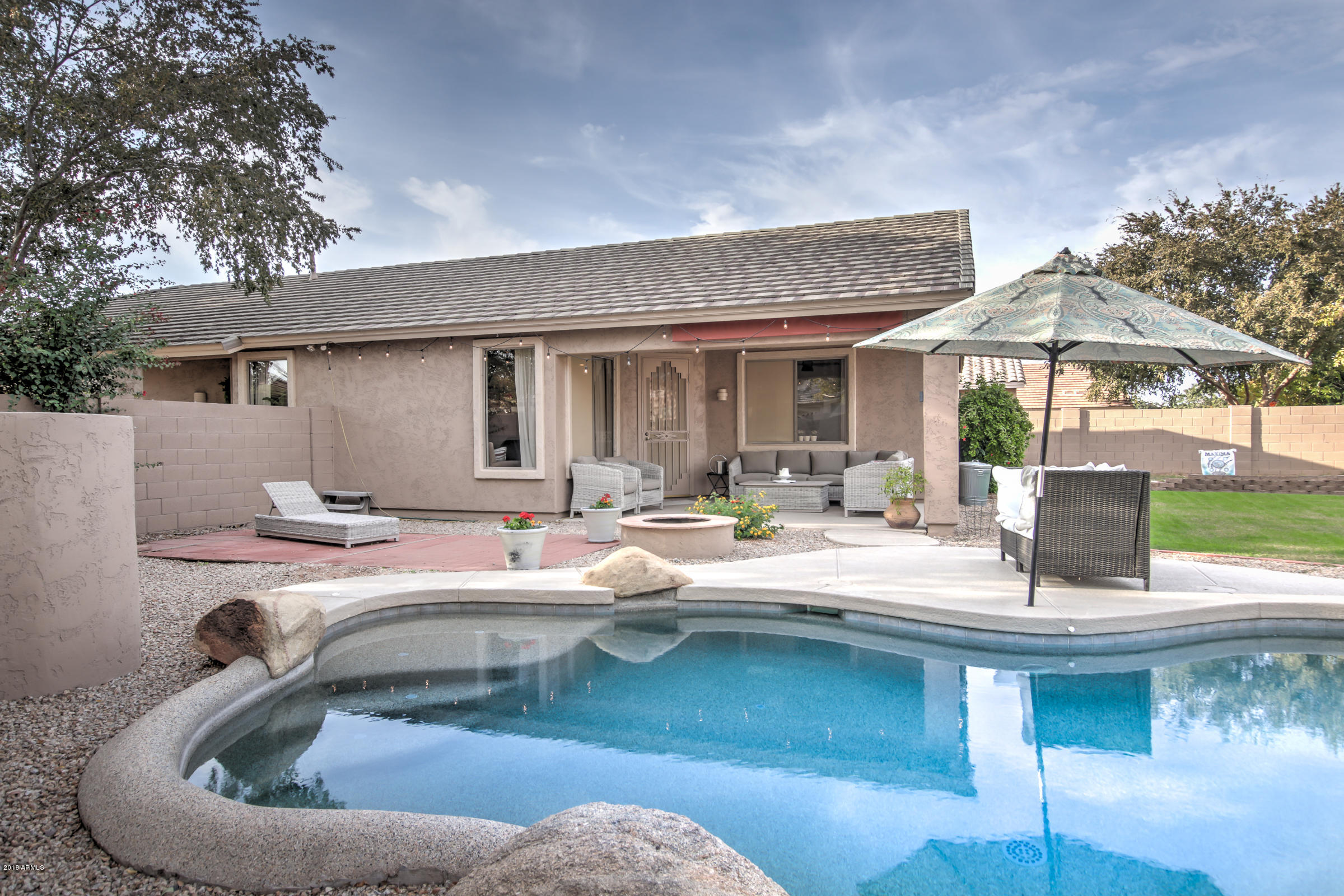 853 South Roca Court Gilbert, AZ 85296 - Photo 1 of 36 853 S Roca Ct-42