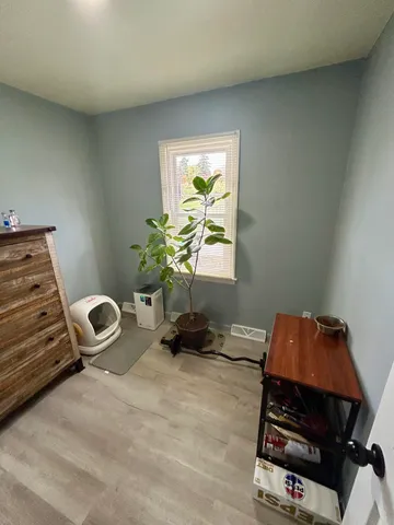 $219,000 | 320 East Drive, Marshall, MI 49068