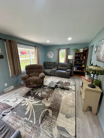 $219,000 | 320 East Drive, Marshall, MI 49068