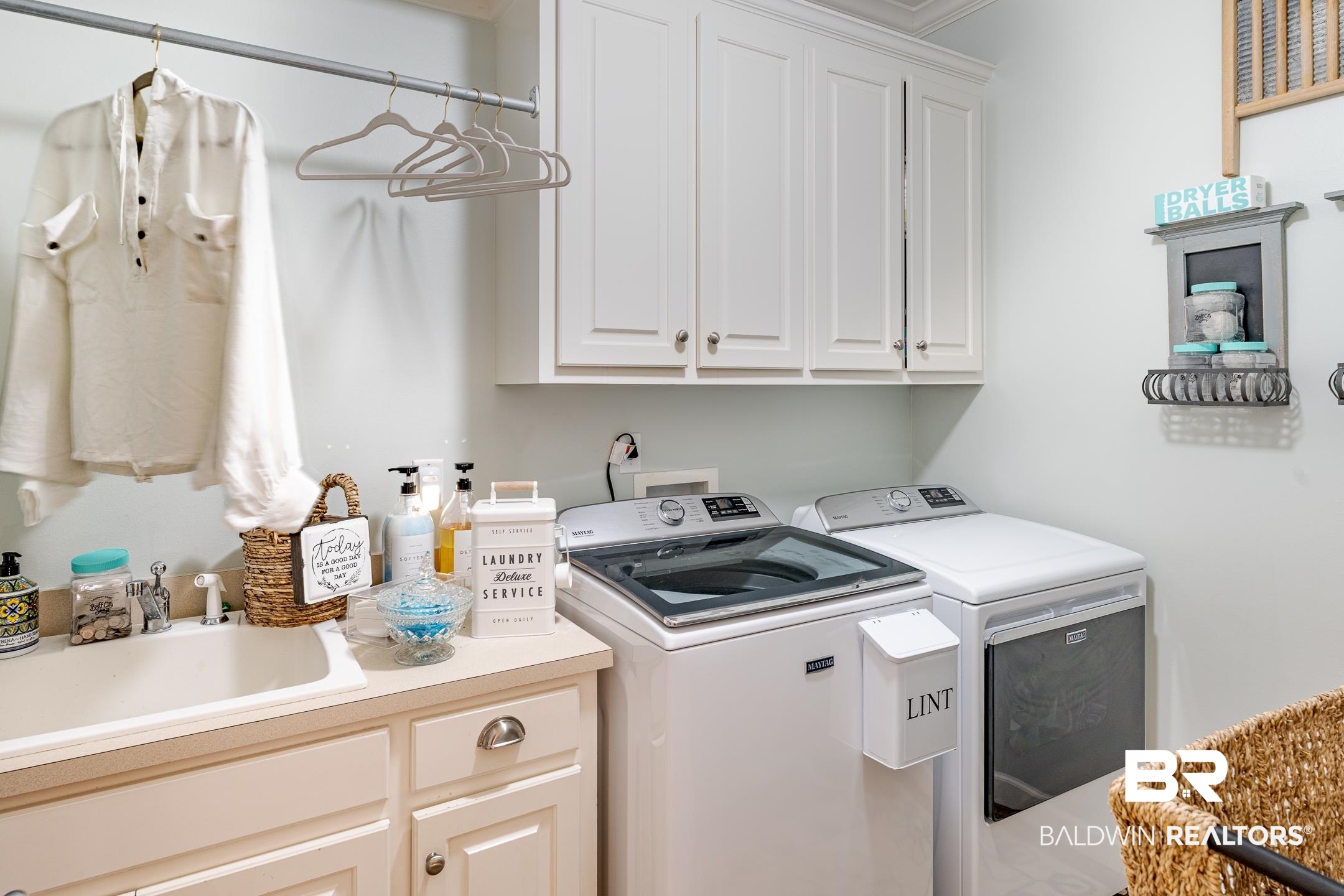 118 McIntosh Bluff Road Fairhope, AL 36532 - Photo 15 of 41 Laundry Room