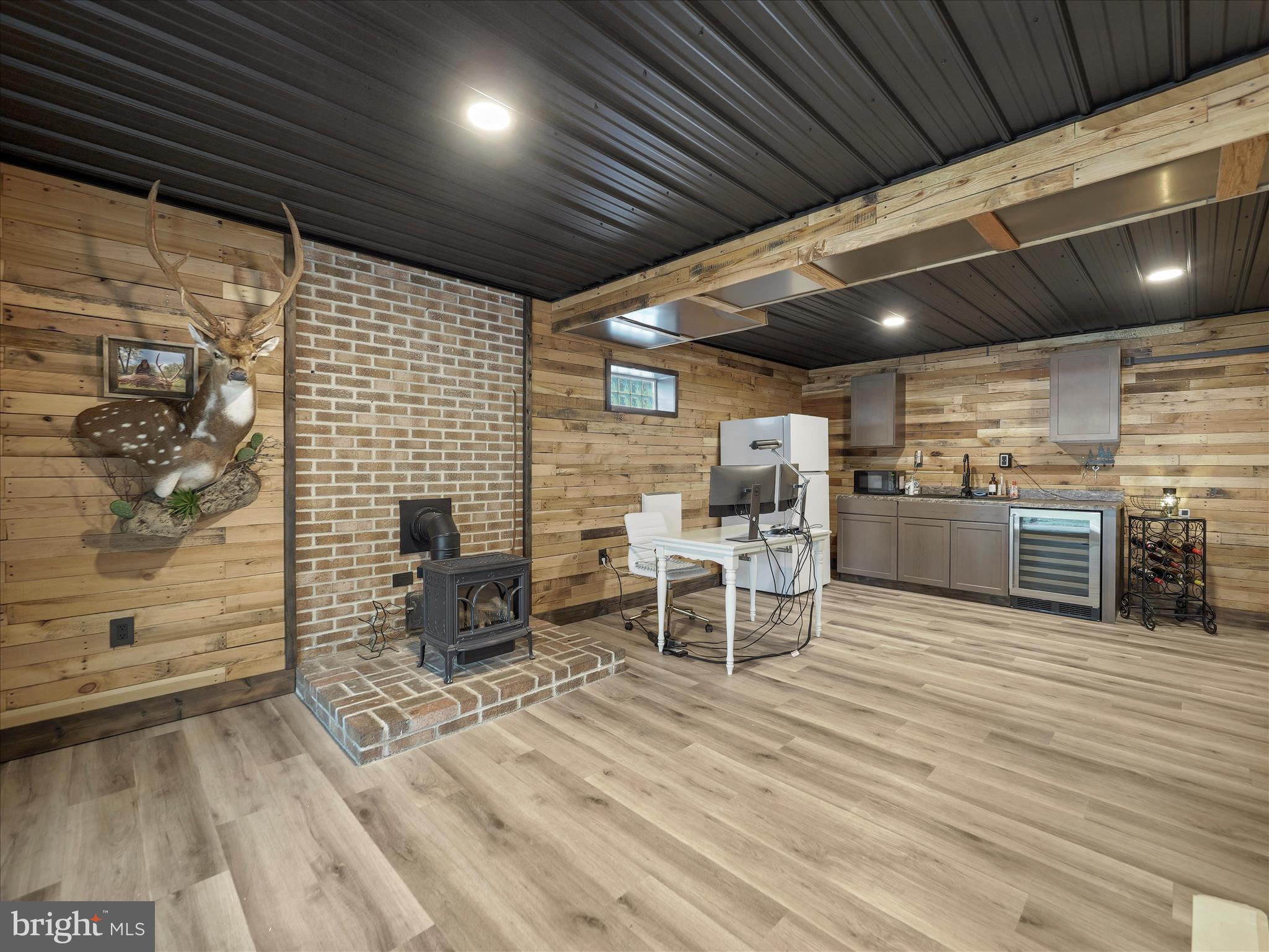 20315 Old Forge Road Hagerstown, MD 21742 - Photo 31 of 71 a view of a chairs and table in a patio
