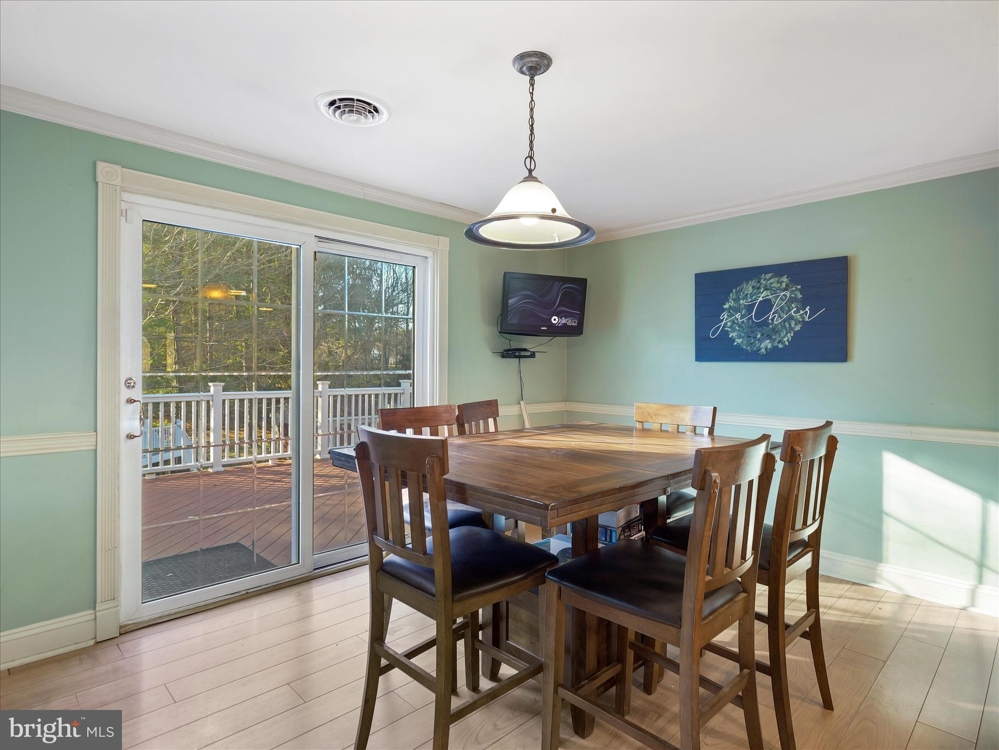 20315 Old Forge Road Hagerstown, MD 21742 - Photo 10 of 71 a view of a dining room with furniture window and wooden floor