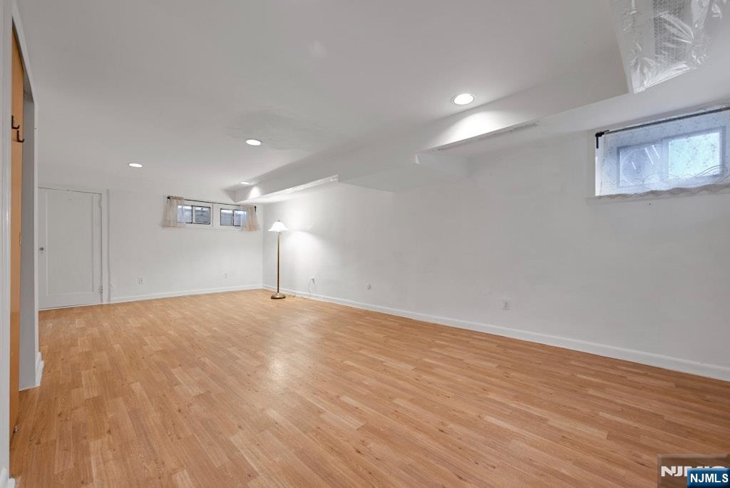 497 Oakdene Avenue Ridgefield, NJ 07657 - Photo 24 of 35 Gallery Image 24