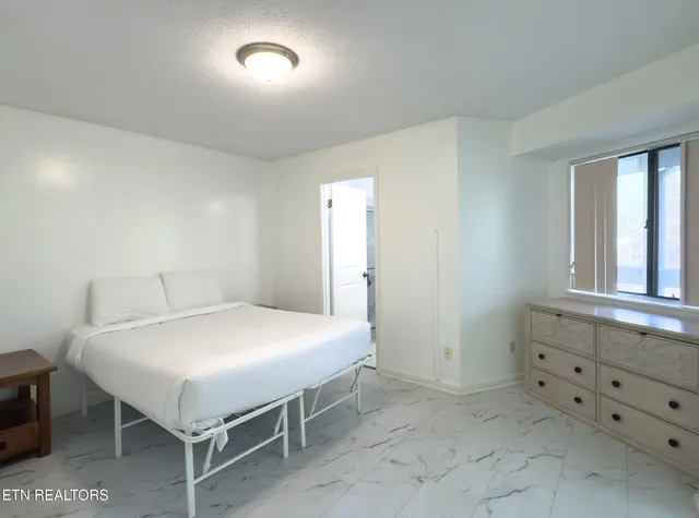 $449,900 | 616 Turkey Nest Road, Unit 306, Gatlinburg, TN 37738