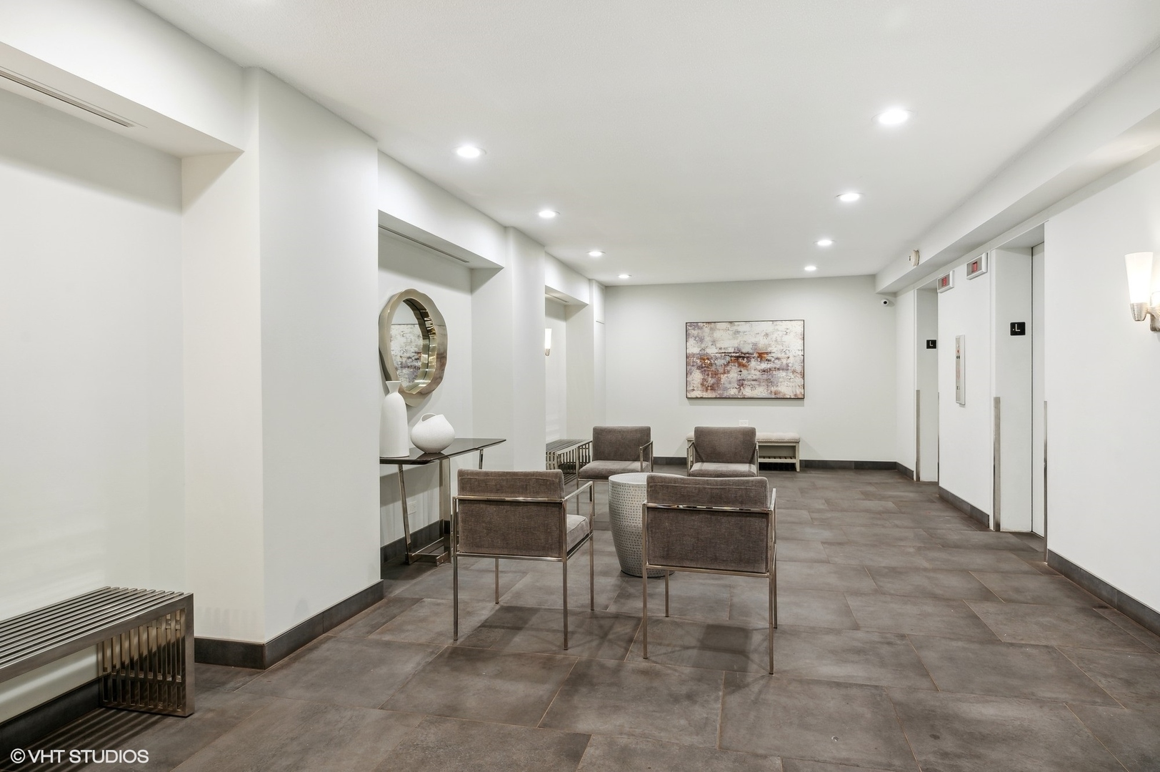 3801 Mission Hills Road, Unit 510 Northbrook, IL 60062 - Photo 18 of 21 a view of a livingroom with furniture
