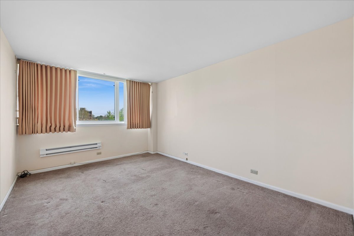 101 Bar Harbour Road, Unit 4L Schaumburg, IL 60193 - Photo 14 of 20