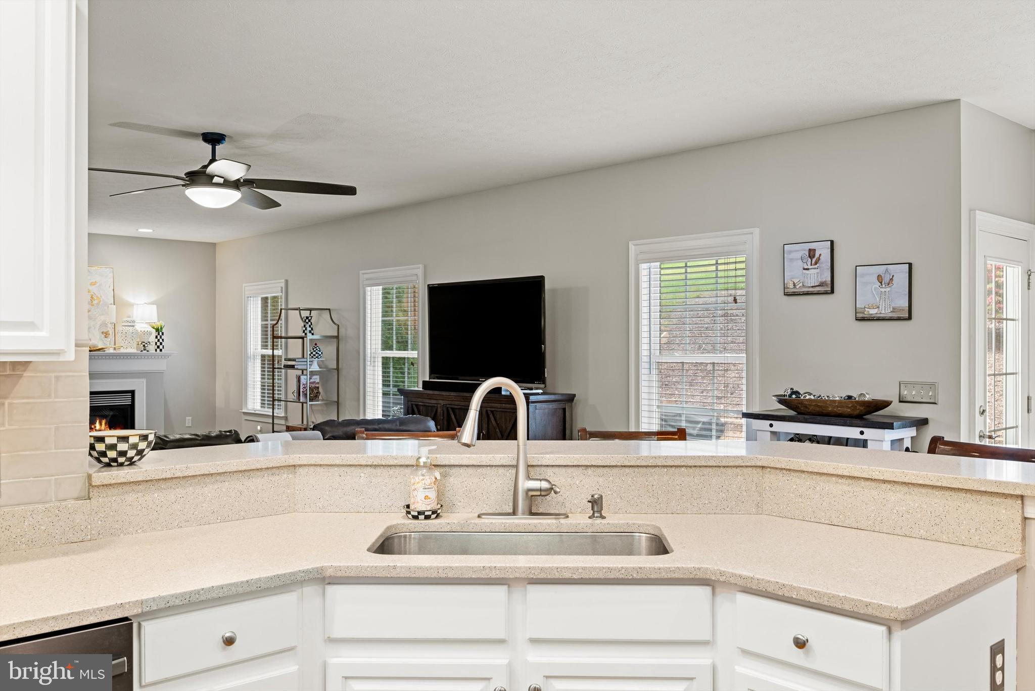 137 Stonebrook Road Winchester, VA 22602 - Photo 18 of 75 Kitchen