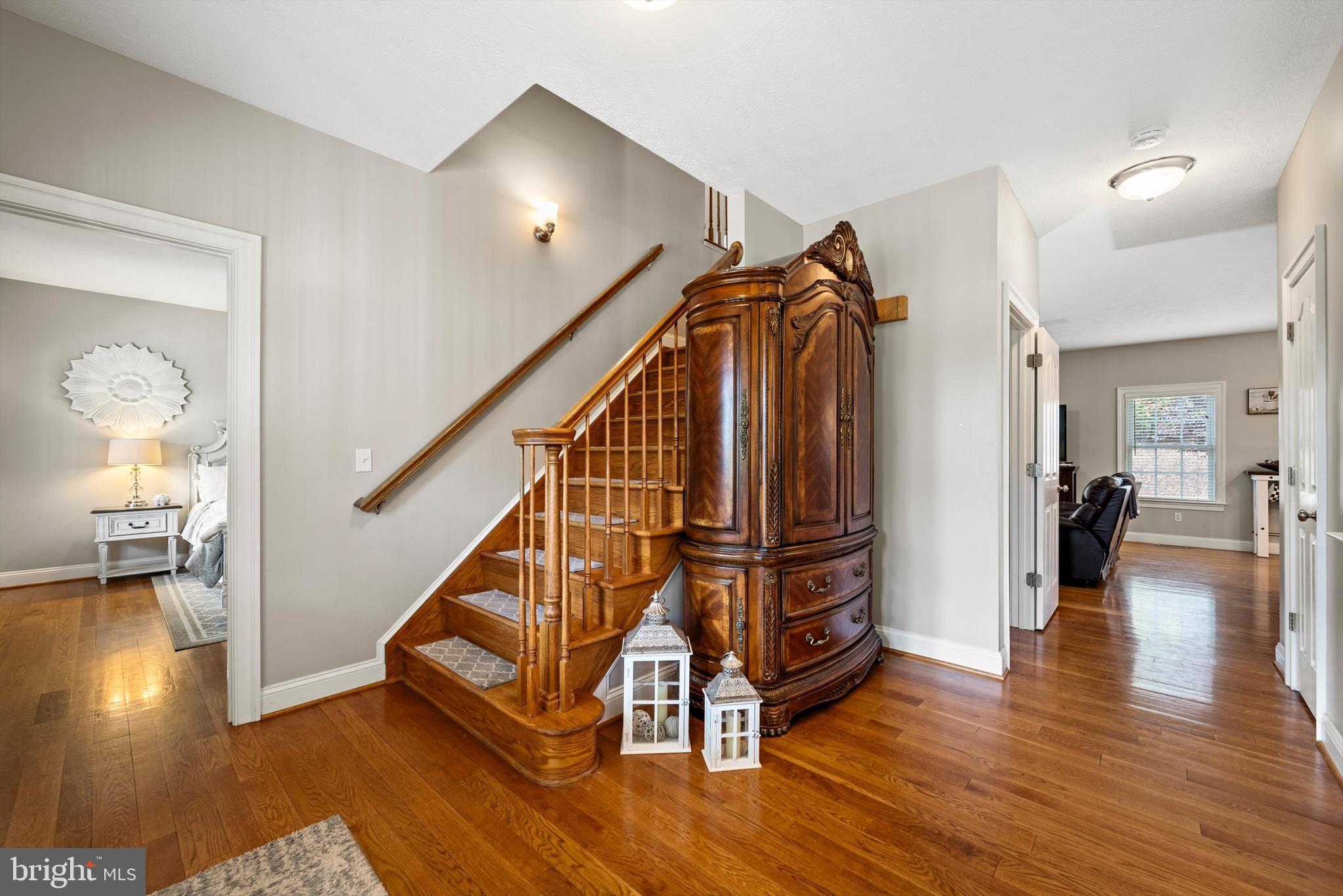 137 Stonebrook Road Winchester, VA 22602 - Photo 10 of 75 Foyer